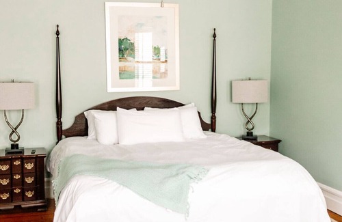 Edenton Cama Y Desayuno | Captain's Quarters Rm. 4