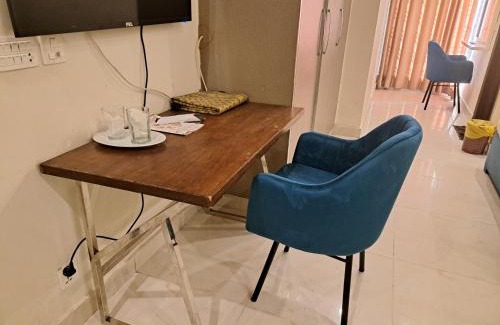 Lahore Hotel | Cuzzy Inn Hotel
