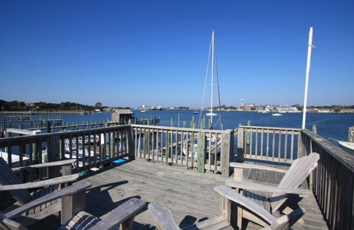 Ocracoke Villa | CV5: Portsmouth -1st floor, 2BR villa, best views of Silver Lake!