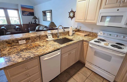 Ocracoke Villa | CV8: Crow's Nest -2nd floor 2 BR villa with screened porch!