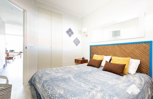 Carcavelos Apartamento | CVELOS Carcavelos Exquisite Retreat Near the Beach
