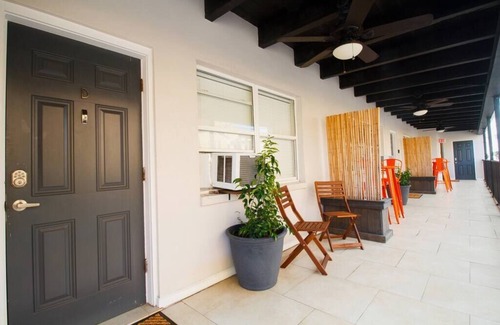 Clearwater Beach Apartamento | CWB Retreats at Baymont Lofts - Loft B
