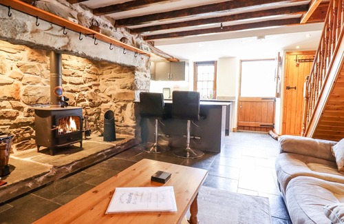 Llanbedr Cabaña | CASA CWM YR AFON, acepte mascotas en Llanbedr, Ref 4166