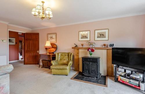Llanidloes Casa | Cwmfron House