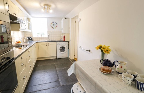 Borth-y-Gest Cabaña | Cwrt Yr Harbwr