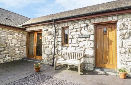 Penmon Casa | Cwt Blawd