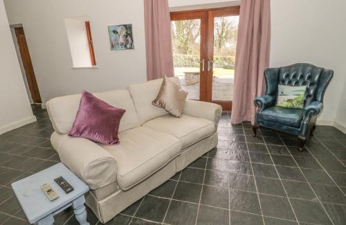 Penmon Casa | Cwt Blawd