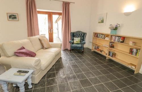 Penmon Casa | Cwt Blawd
