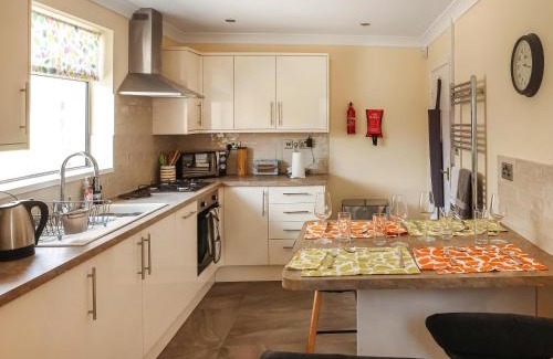 Rhiwbina Casa | Cwtch Cottage