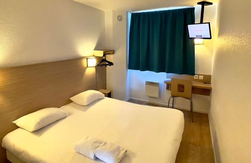 Villepinte Hotel | Cyan Hotel Roissy Villepinte Parc Des Expositions