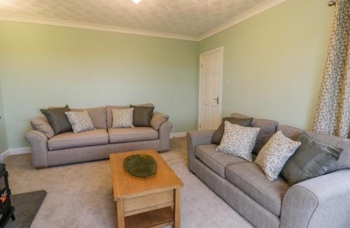Rhosybol Casa | Cynefin