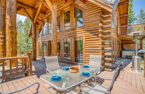 Sunriver Casa | Cypress Cabin Retreat - Meredith Lodging