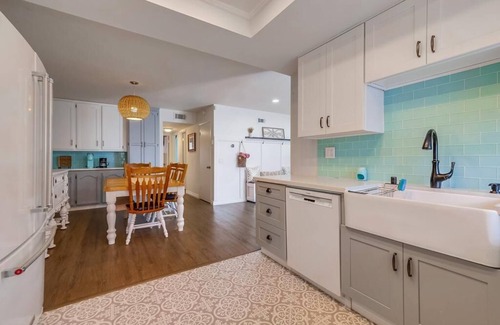 Cypress Casa | Cypress-Charming 3-bedroom home with AC, WiFi & Pool, close to Disney & Beaches