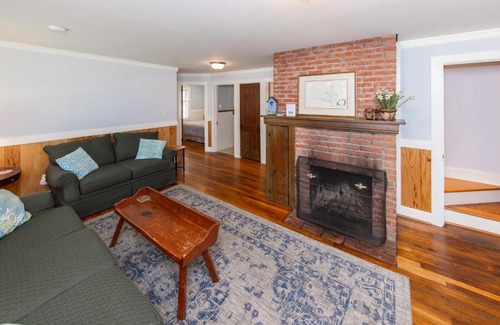 Northeast Virginia Beach Casa | Cypress Cottage - North End VB