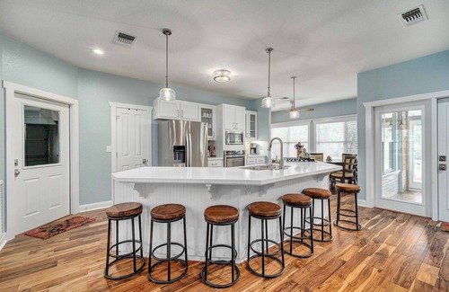 Woodcreek Casa | Cypress Dream - Hill Country Escape Overlooking the Tranquil Cypress Creek!