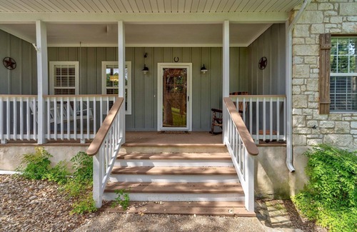 Woodcreek Casa | Cypress Dream - Hill Country Escape Overlooking the Tranquil Cypress Creek!