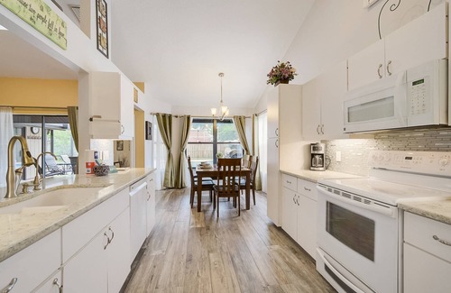 Braden River Casa | ¡Nuevo listado! Hermosa casa de la piscina con spa, ducha al aire libre: 5 minutos para tiendas exclusivas, restaurantes y golf