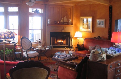 Kitty Hawk Cama Y Desayuno | Cypress Moon Inn