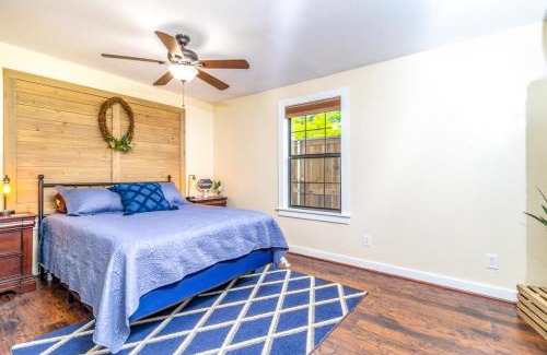 Bandera Casa | Cypress Star in Bandera