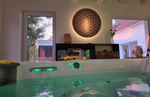 Brandys nad Labem-Stara Boleslav Apartamento | Relax u potoka, vířivka, swimSpa, sauna