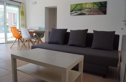 Segura Casa | Dépendance autonome à Ségura