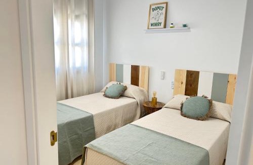 Distrito Sur Apartamento | Dúplex Mezquita (Parking privado gratis)
