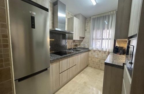 Distrito Sur Apartamento | Dúplex Mezquita (Parking privado gratis)