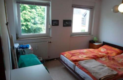 Hassels Apartamento | Düsseldorf - separates, privates Zimmer