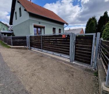 Janov Casa | Dům Janov 76