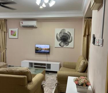 Seri Kembangan Casa | D’Lestari Homestay