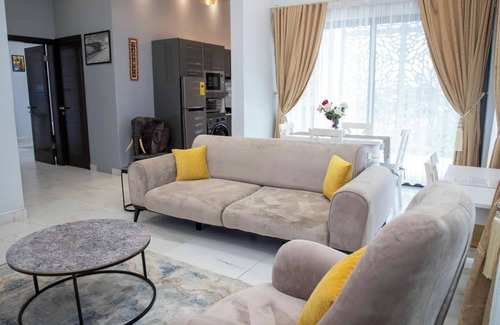 Madina Apartamento | D'Magnolia Luxury Apartments