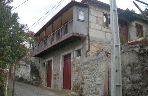 Lamego Casa | D. Maria São Pedro de Balsemão