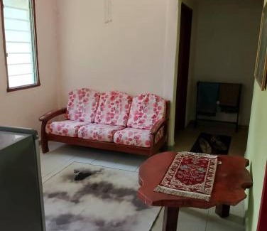 Jerteh Cabina | D'Pinggiran Gunung Tebu Bilik Penginapan