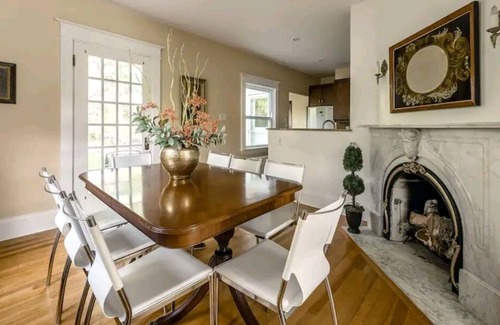 South End Casa | D-TOWN GETAWAY "SPACIOUS+WIFI+AC+FAMILY+GATHERING"