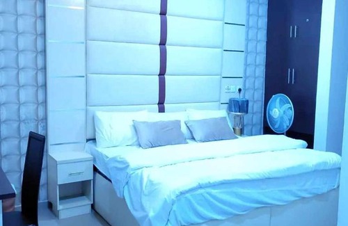 Benin City Apartamento | D'VANX APARTMENTS AND HOMES