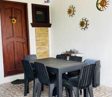 Alfonso Casa | D’Waldz Villa 2 Tagaytay