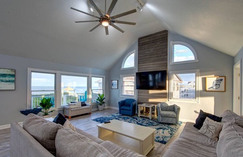 Tuckahoe Casa | D0133, New Furniture!, Gorgeous, Private Pool, Hot Tub, Pets, Elevator