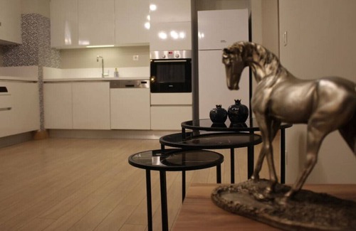 Bagcilar Apartamento | D1-180 2+1 · LUXURY APARTMENT- NEAR TO AİRPORT-MALL OF İSTANBUL .
