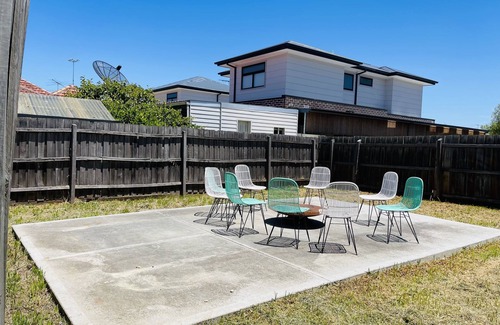 St. Albans Casa | D133 St Alban station stay