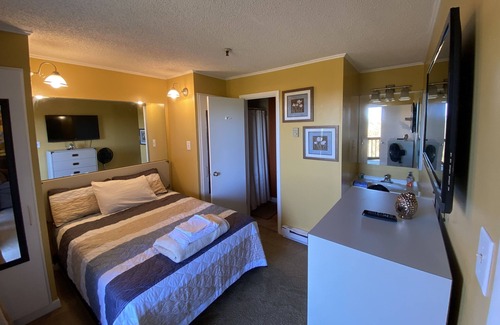 Ghent Condominio | D203 - Ski in !! And Ski Out !!