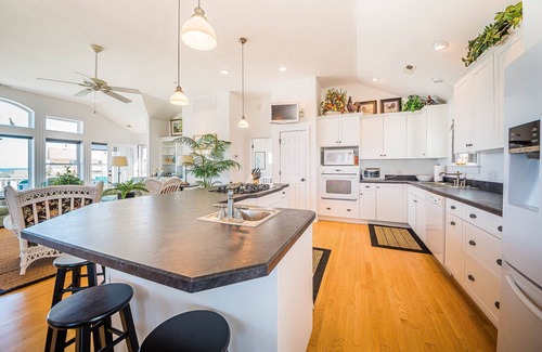 Carolina Dunes Casa | D2115 Shorehaven Too. Ocean Views, Rec Room; Convenient Beach Access!
