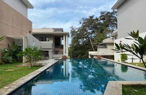Verem Apartamento | Da Alohas 2BHK Luxury Private Pool Penthouse Suite
