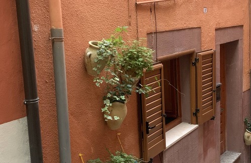 Bosa Historic Centre Casa | Da Ida Cozy little house in the historic center of Bosa with pets allowed