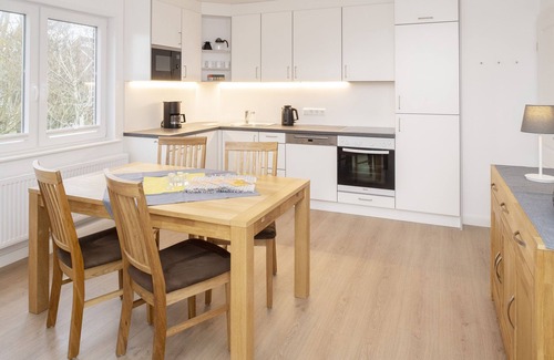 Langeoog Apartamento | Dachgeschoßwohnung "o2" im Ferienhaus Otten in Ruhiger Randlage des Inseldorfes