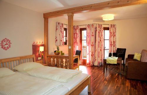 Russbach am Pass Gschuett Apartamento | Dachstein West Hotel GmbH-Kirchenwirt Russbach