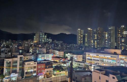 Daeyeon-dong Hotel | Daeyeon Grandis Hotel