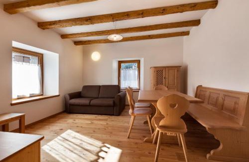Sutrio Apartamento | Dafne Apartments