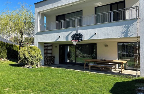Sautens Casa | Dahuam - Modern vacation home (6-8 people) with open-plan living area and garden