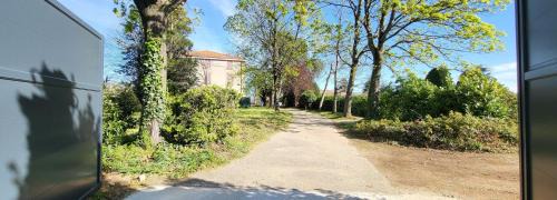 Irigny Apartamento | Daisy Bucolique #Parking #Terrasse #Calme