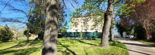 Irigny Apartamento | Daisy Bucolique #Parking #Terrasse #Calme